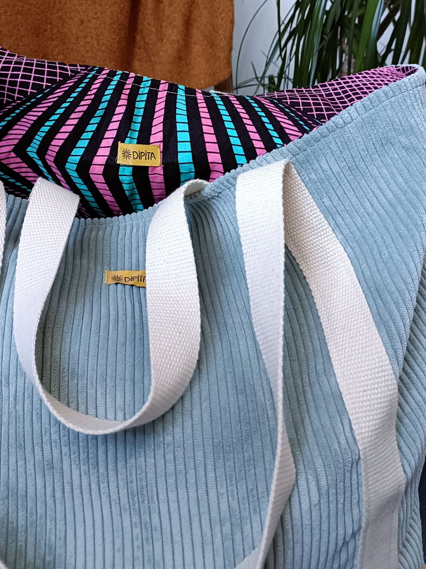 Sac réversible personnalisé en wax – Image 3