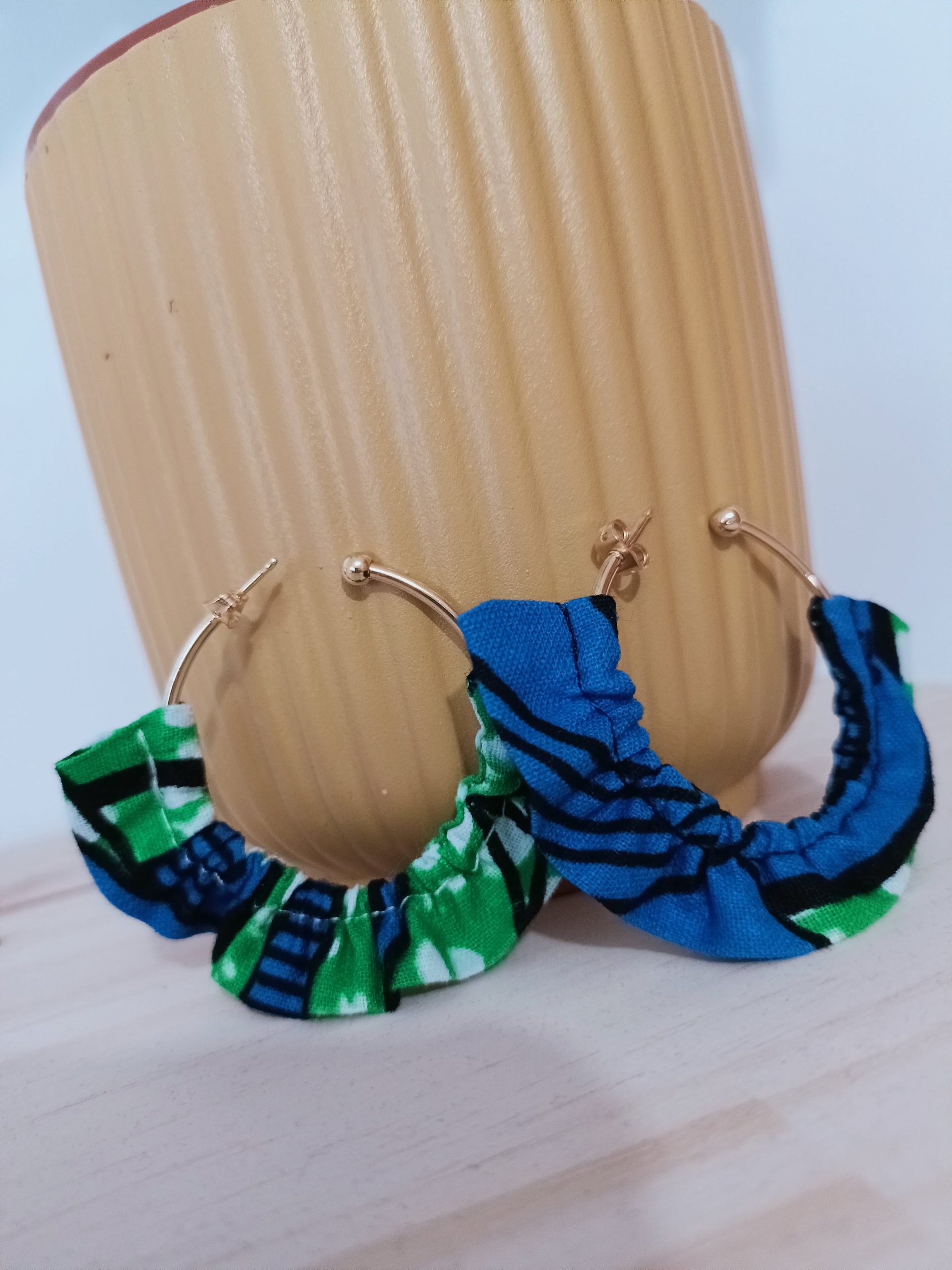 boucles d'oreilles wax