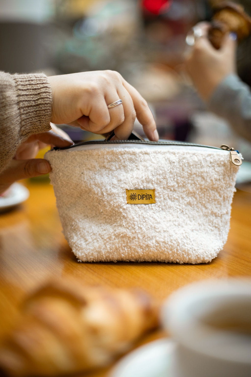 pochette dipita